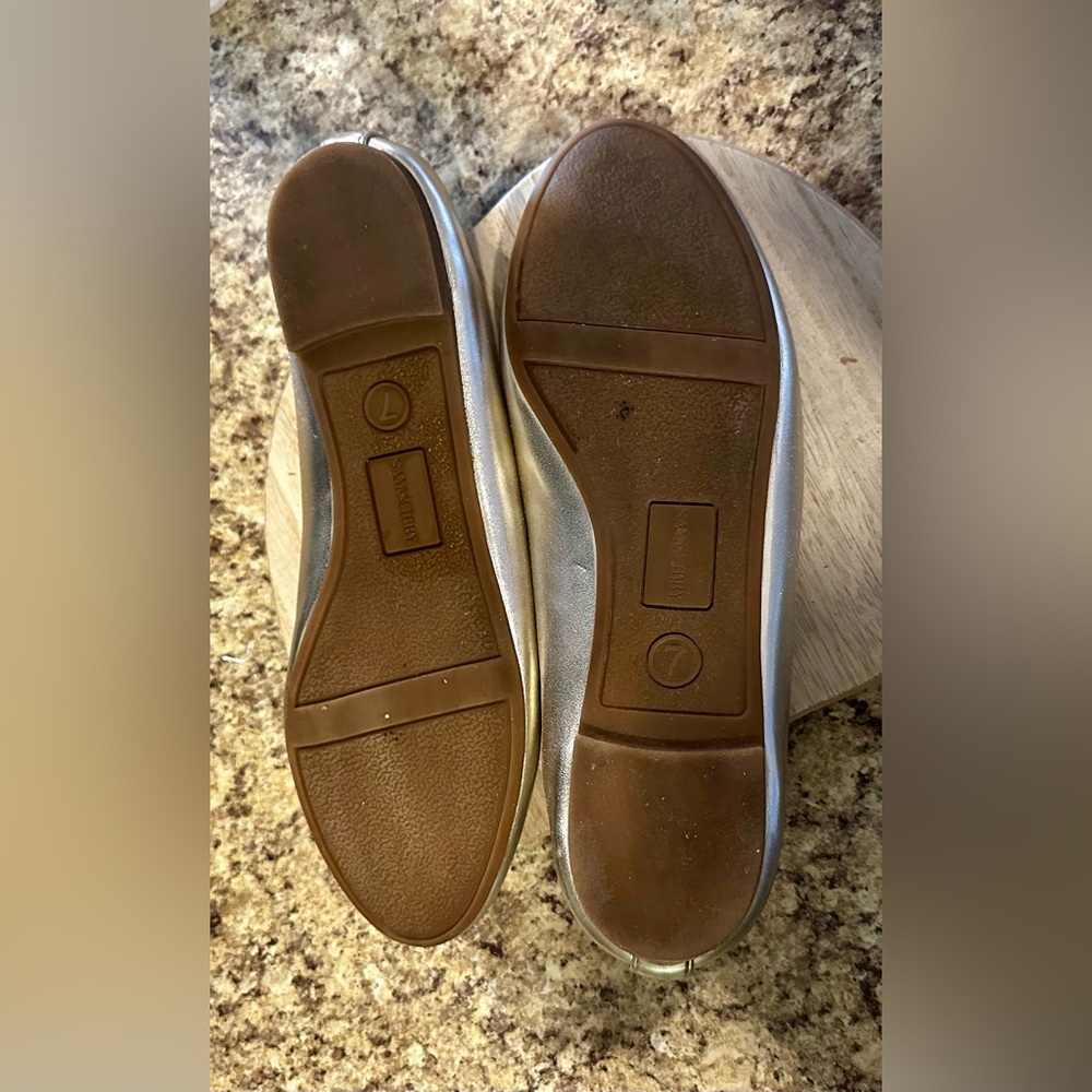 ***SOLD***Sam & Libby Sz 7 Gold Ballet Flats Cinderella Girlhoodcore Metalli - Picture 9 of 10
